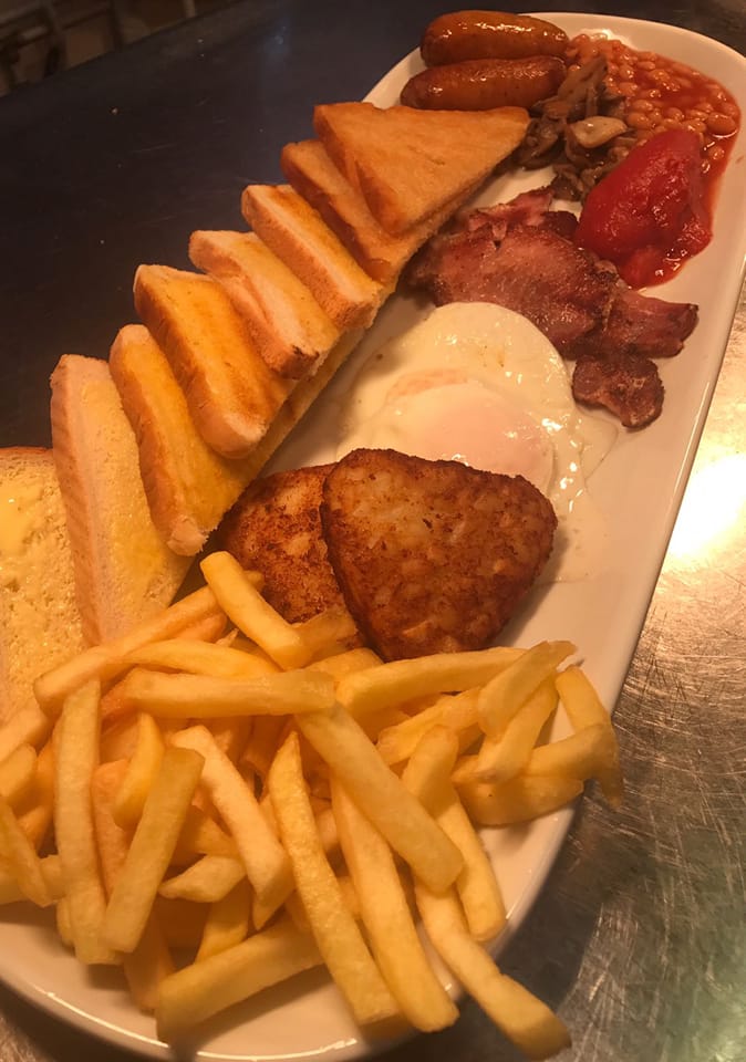 Breakfast in Milton Keynes, best full English breakfast in Wolverton